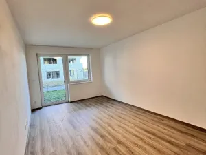 Pronájem bytu 1+kk, Olomouc - Neředín, Frištenského, 32 m2