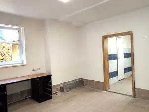 Prodej obchodního prostoru, Bruntál, Olomoucká, 155 m2