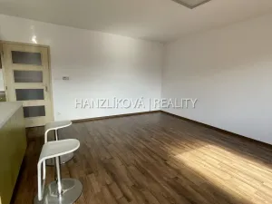 Pronájem bytu 3+kk, České Budějovice - České Budějovice 3, Skuherského, 88 m2