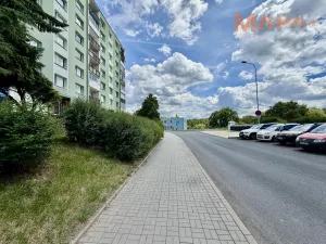 Prodej bytu 2+1, Chomutov, Dřínovská, 60 m2