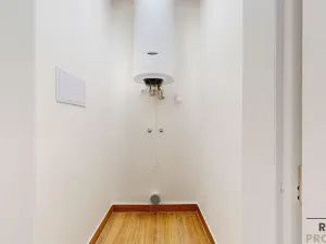Prodej bytu 3+kk, Třebíč - Vnitřní Město, Karlovo nám., 123 m2