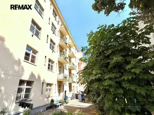 Pronájem bytu 2+kk, Praha - Vyšehrad, Neklanova, 57 m2