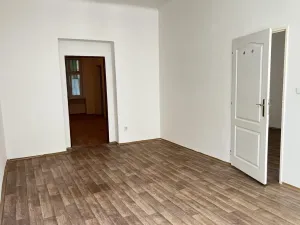 Pronájem bytu 3+1, Praha - Žižkov, Vlkova, 70 m2