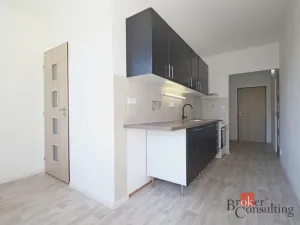 Pronájem bytu 2+1, Jablonec nad Nisou, Liberecká, 63 m2