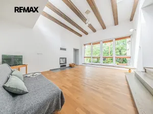 Prodej rodinného domu, Hřebeč, V háji, 165 m2
