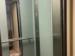 Prodej bytu 3+kk, Karlovy Vary, Sadová, 64 m2