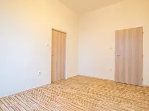Pronájem bytu 2+kk, Železnice, Tyršova, 36 m2