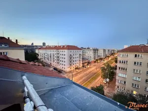 Prodej bytu 2+kk, Praha - Vršovice, Jerevanská, 77 m2