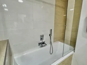 Prodej bytu 2+kk, Praha - Vršovice, Jerevanská, 77 m2