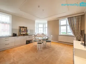 Prodej bytu 4+kk, Mariánské Lázně - Úšovice, Zeyerova, 116 m2