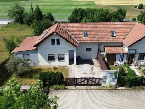 Prodej rodinného domu, Kly, 105 m2