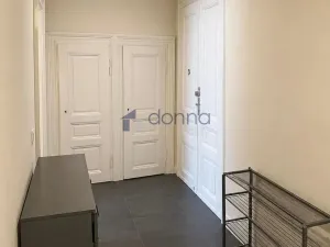 Pronájem bytu 2+kk, Praha, Přemyslovská, 63 m2