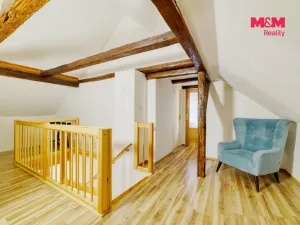 Prodej rodinného domu, Valy, Na Stráni, 238 m2