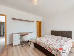 Pronájem bytu 2+kk, Praha - Holešovice, Na Maninách, 60 m2