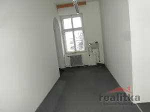 Pronájem kanceláře, Opava - Předměstí, Husova, 220 m2