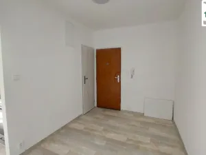 Pronájem bytu 2+1, Františkovy Lázně, Otakara Březiny, 71 m2