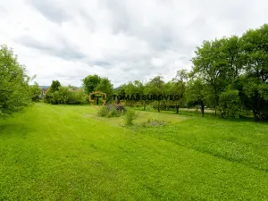 Prodej rodinného domu, Lešná, 190 m2