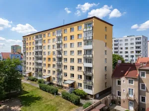Prodej bytu 3+1, Chomutov, Jiráskova, 80 m2