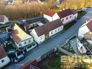 Prodej rodinného domu, Břeclav - Poštorná, Celnice-středisko služeb, 120 m2
