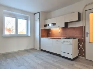 Pronájem bytu 2+1, Přerov, Jižní čtvrť I, 49 m2