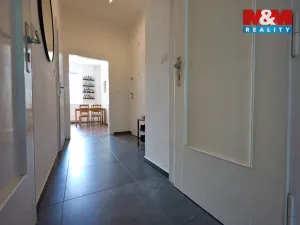 Prodej rodinného domu, Prostějov, Bezručovo nám., 180 m2