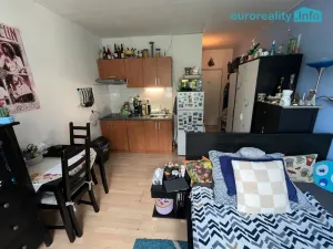 Prodej bytu 1+kk, Mariánské Lázně, Kubelíkova, 21 m2