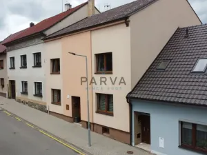 Prodej rodinného domu, Přeštice, Poděbradova, 512 m2