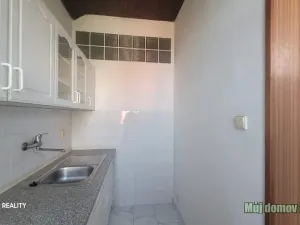 Pronájem bytu 3+1, Praha - Kobylisy, Nad záložnou, 85 m2