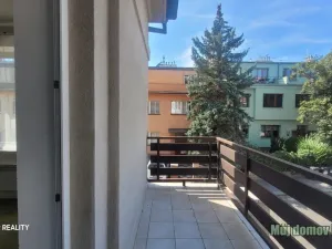 Pronájem bytu 3+1, Praha - Kobylisy, Nad záložnou, 85 m2