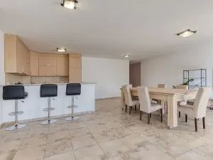 Prodej bytu 3+kk, Budva, Černá Hora, 120 m2