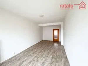 Pronájem bytu 2+1, Klášterec nad Ohří, Václava Řezáče, 57 m2