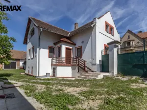 Prodej rodinného domu, Čečelice, Dlážděná, 450 m2