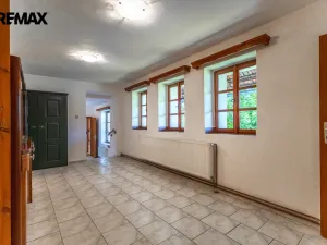 Prodej rodinného domu, Čečelice, Dlážděná, 450 m2