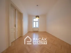 Pronájem bytu 3+1, Olomouc, Kollárovo nám., 123 m2