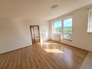 Pronájem bytu 2+kk, Příbram, Gen. R. Tesaříka, 52 m2
