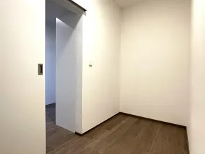 Pronájem bytu 2+kk, Praha - Libeň, U Rokytky, 76 m2