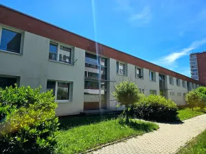 Pronájem bytu 1+1, Zlín, Dětská, 34 m2