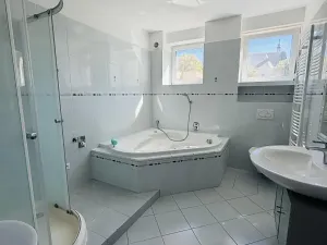Pronájem bytu 3+1, Dolany, 98 m2