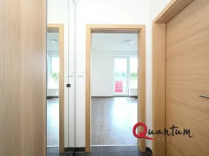Pronájem bytu 1+kk, Říčany, Na Výšině, 25 m2