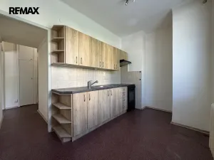 Prodej bytu 2+1, Hlubočky, Dukelských hrdinů, 58 m2