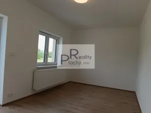 Prodej bytu 2+kk, Hevlín, 69 m2