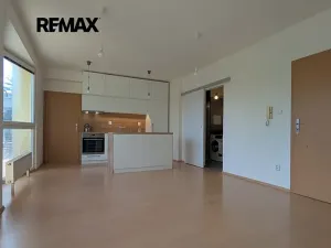 Pronájem bytu 2+kk, Praha - Újezd nad Lesy, Račiněveská, 51 m2