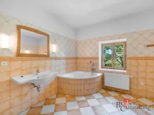 Prodej rodinného domu, Lhotka, Radoušská, 450 m2