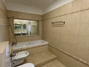 Pronájem rodinného domu, Praha - Suchdol, Havraní, 355 m2