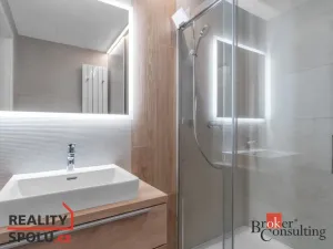Pronájem bytu 1+kk, Velké Meziříčí, Jiřího Michlíčka, 29 m2