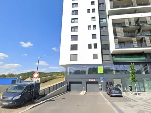 Prodej garážového stání, Praha, Mezi vodami, 13 m2
