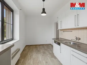 Prodej rodinného domu, Kněževes, U haldy, 155 m2