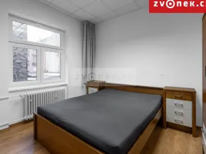 Pronájem bytu 2+kk, Zlín, Dlouhá, 50 m2