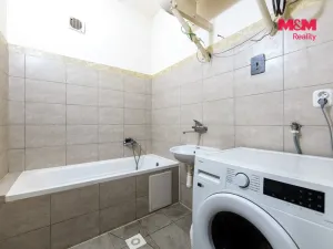 Prodej bytu 2+1, Dalovice, Průběžná, 42 m2