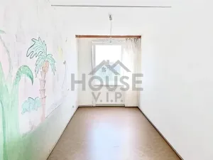 Prodej bytu 3+1, Praha - Modřany, Pejevové, 72 m2